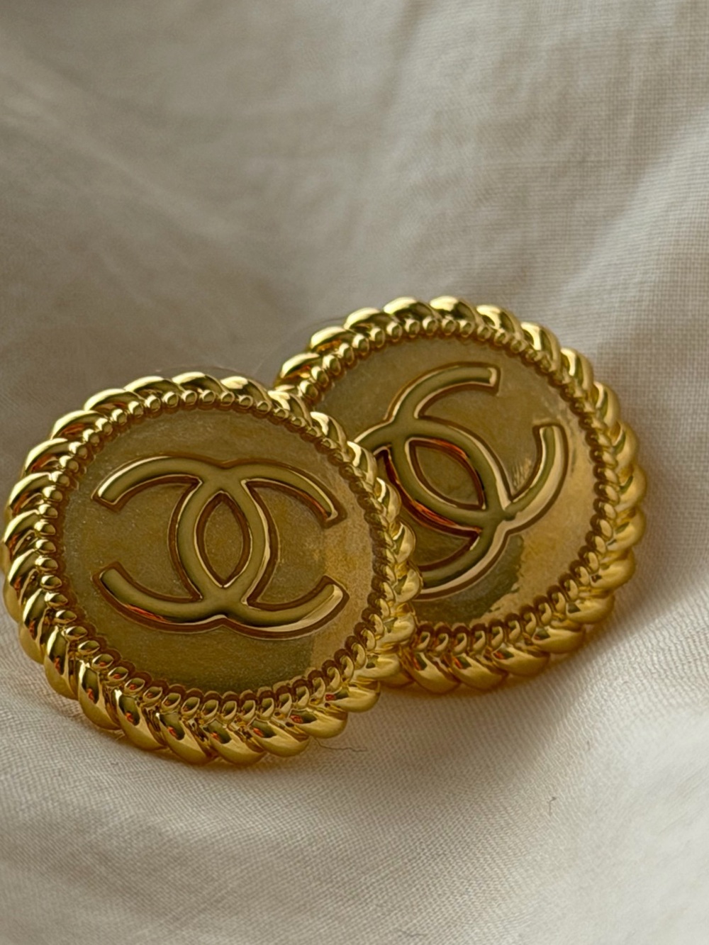 CHANEL Gold Interlocking CC Round Button Earrings